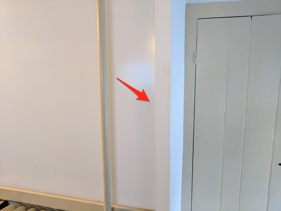 big-cheap-whiteboard-corner-trim